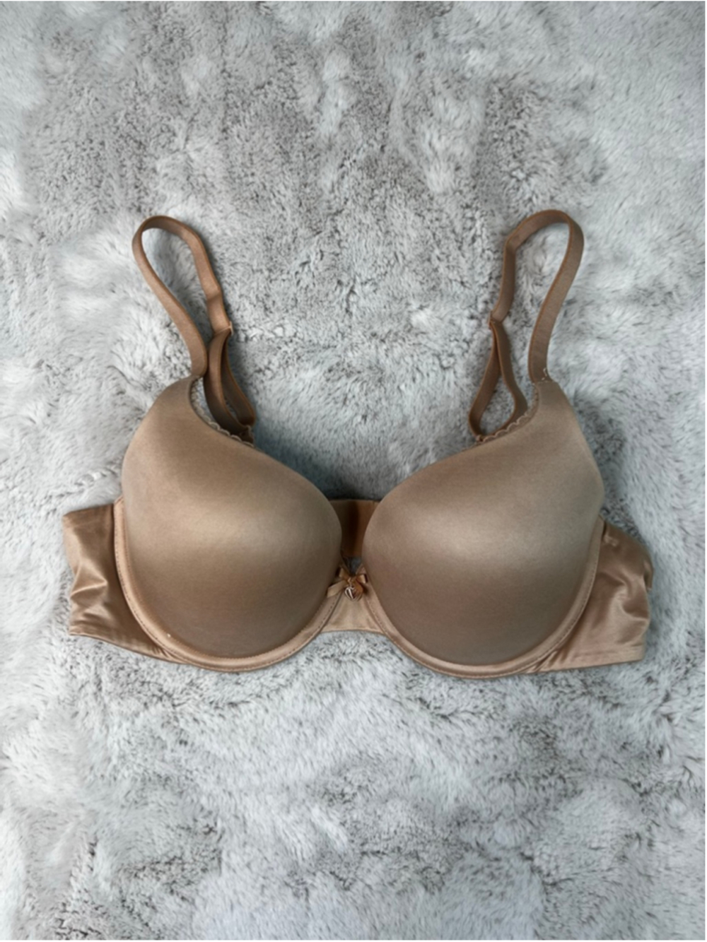 Victorias Secret Nude Perfect Shape Bra Size 38B Full Coverage Beige Tshirt